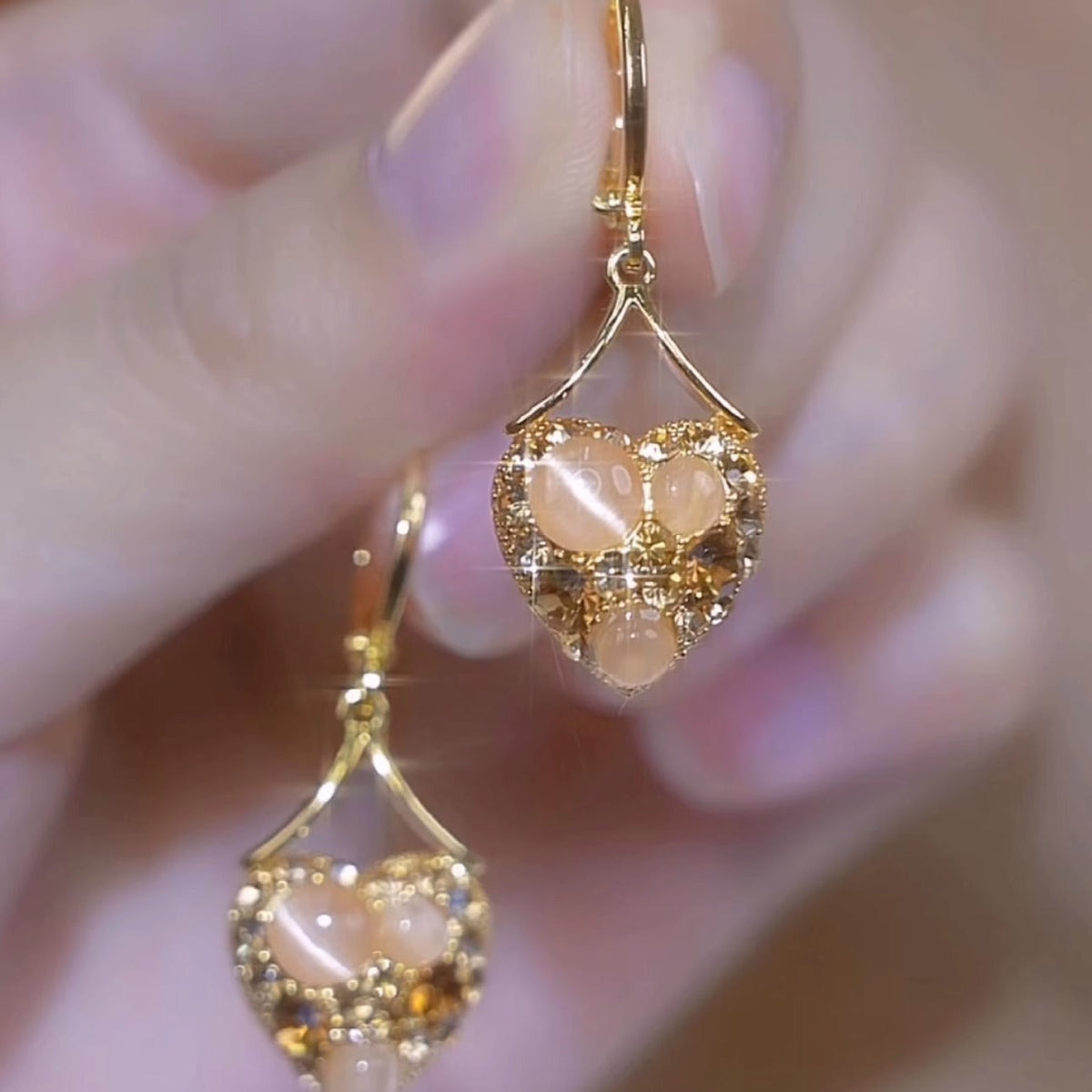 Women'S Exquisite Earrings With Full Diamond Heart