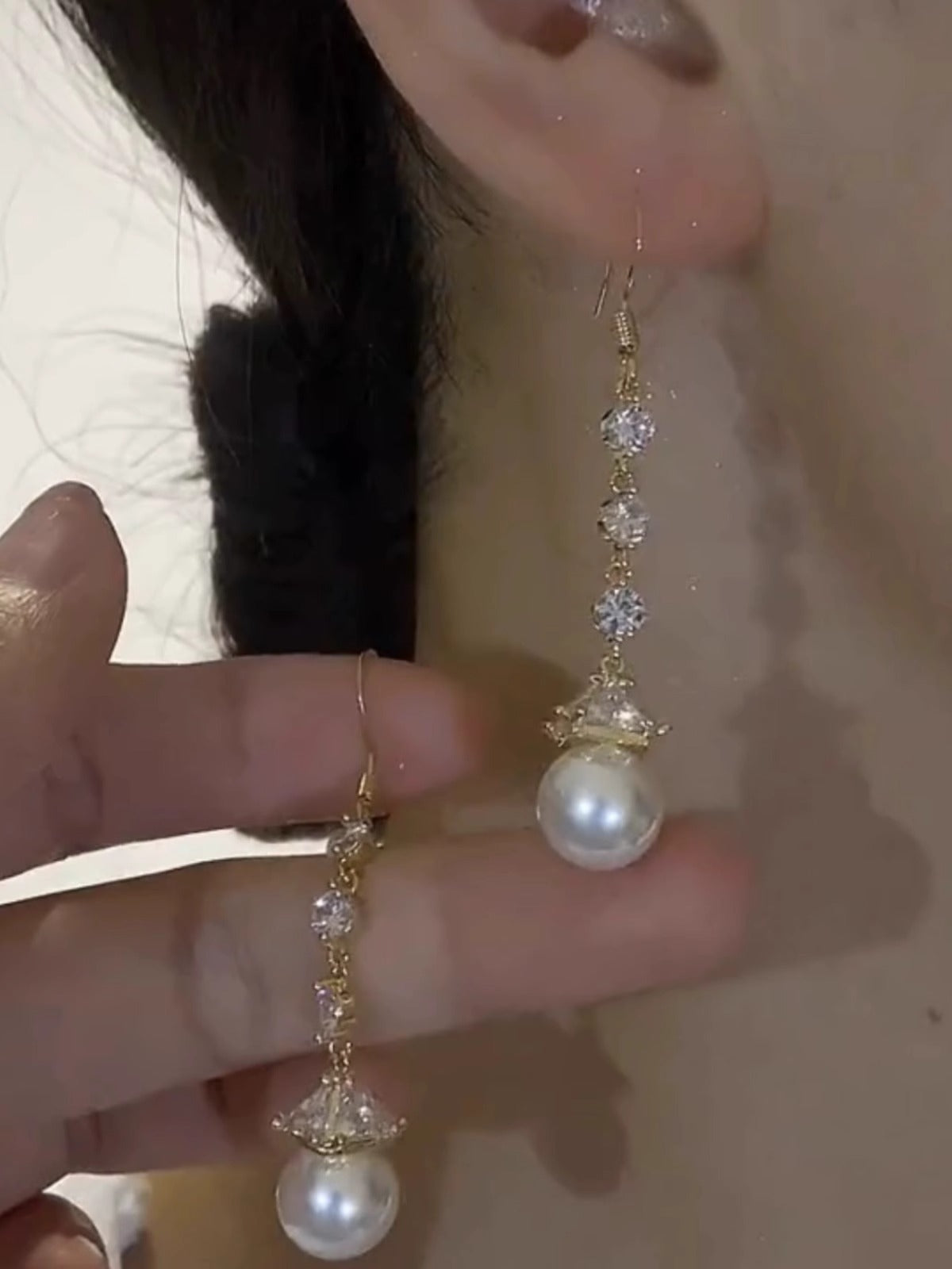 Boutique Hook Pearl Micro Diamond Earrings