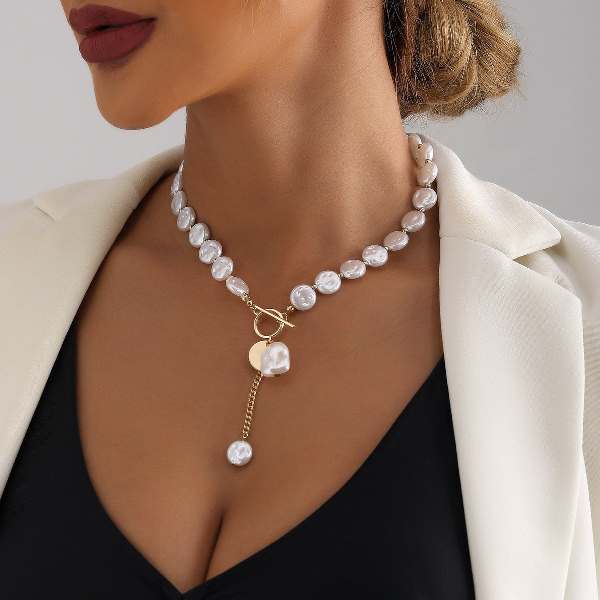 Simple Single Layer Pearl Necklace Tassel Sweater Chain